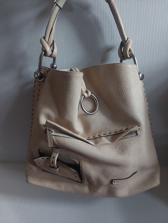 BCBG Handbags - BCBG Maxazria Leather Handbag Oversized Bag Tan Silvertone Hardware